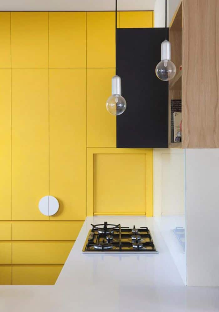žltá farba v interiéri